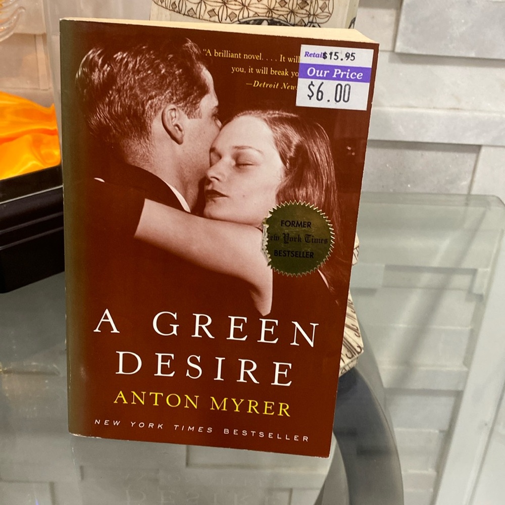 📚A Green Desire by Anton Myrer
Paperback Historical Fiction 576 Pages